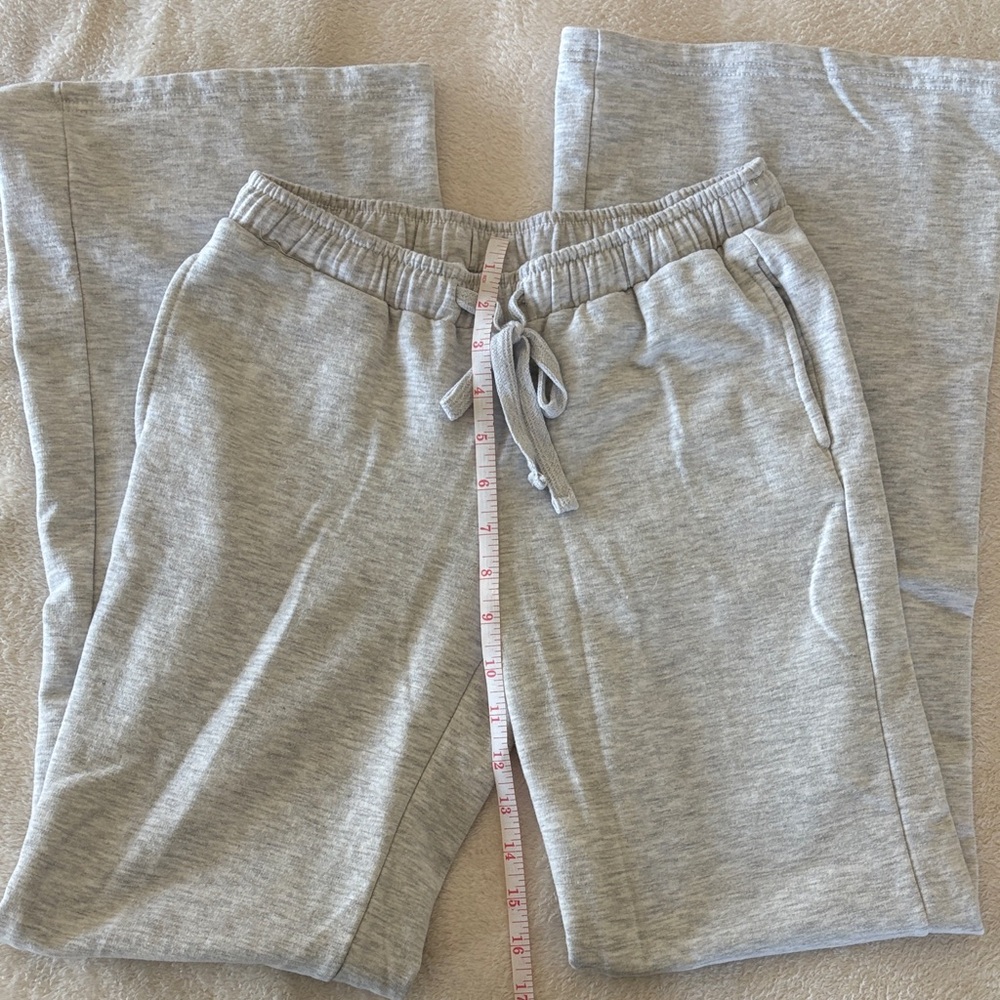 Faired high waisted sweatpants